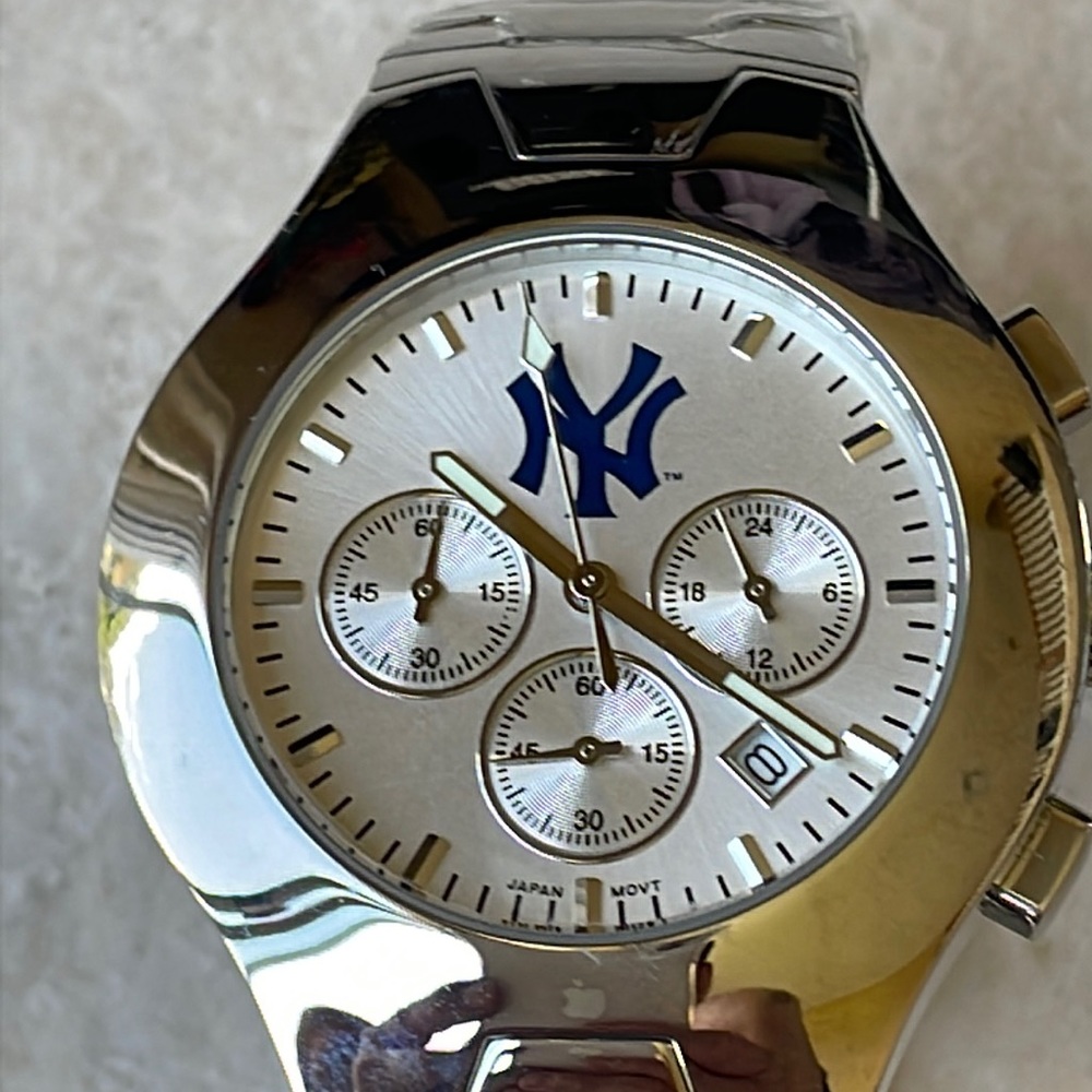 LogoArt NewYork Yankees men battery chronograph water resistant w/date